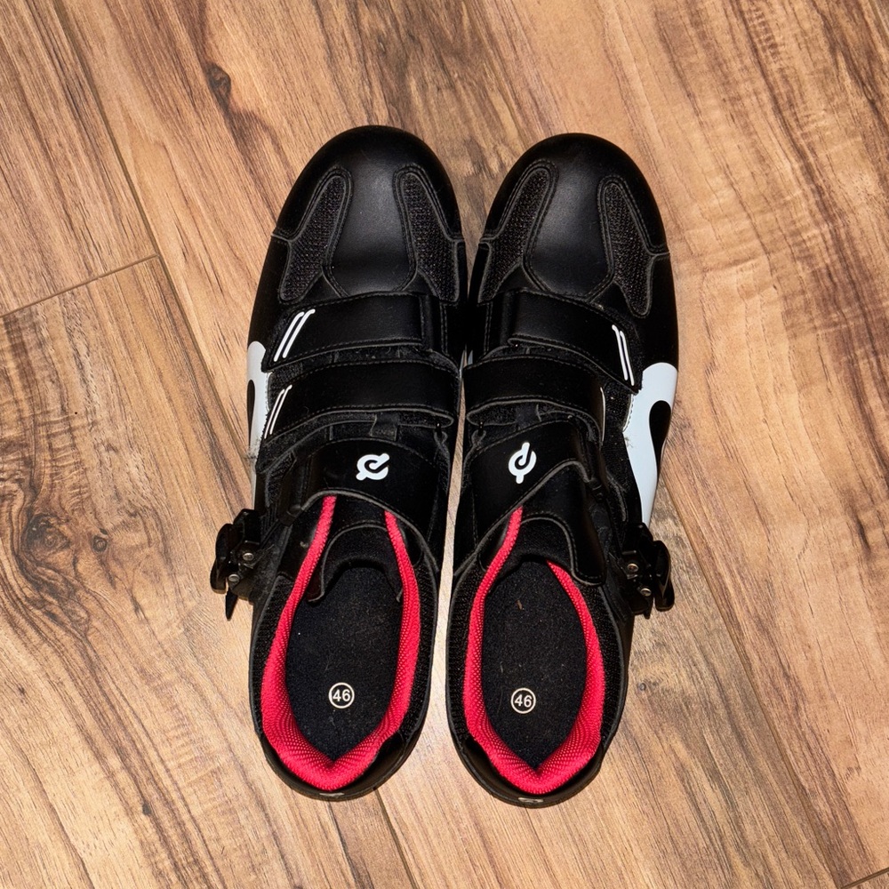 Men’s peloton cycling shoes